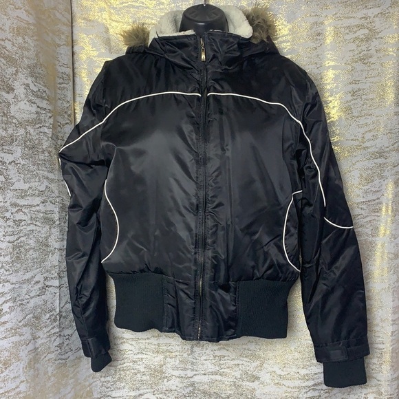 GROGGY Black Women’s Bomber/Winter Jacket Size L - Picture 2 of 16